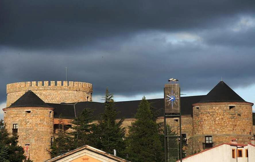 Apartamento Castilla Las Navas del Marqués Exteriér fotografie