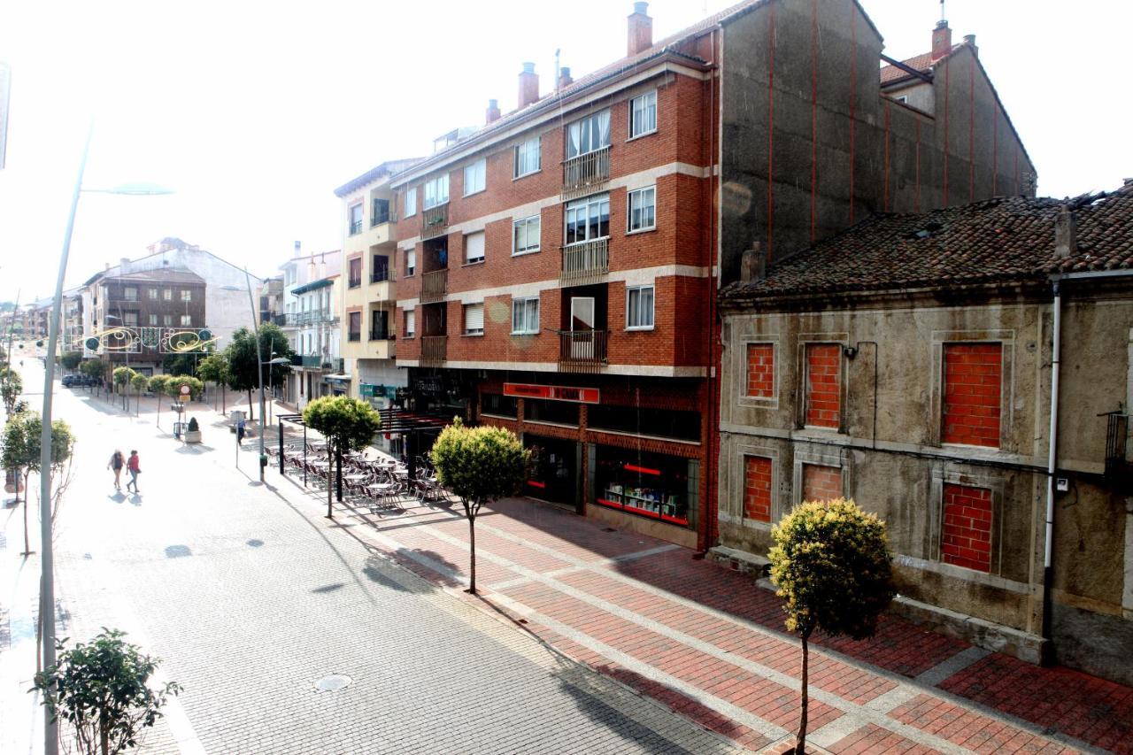 Apartamento Castilla Las Navas del Marqués Exteriér fotografie